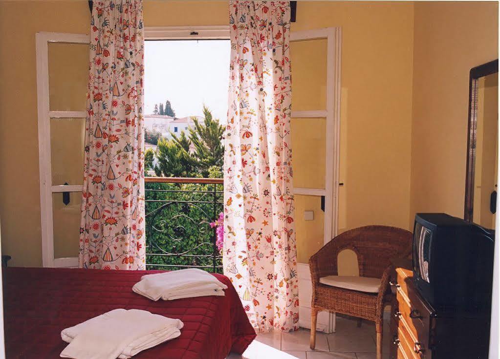 Spetses Retreat Accommodation المظهر الخارجي الصورة