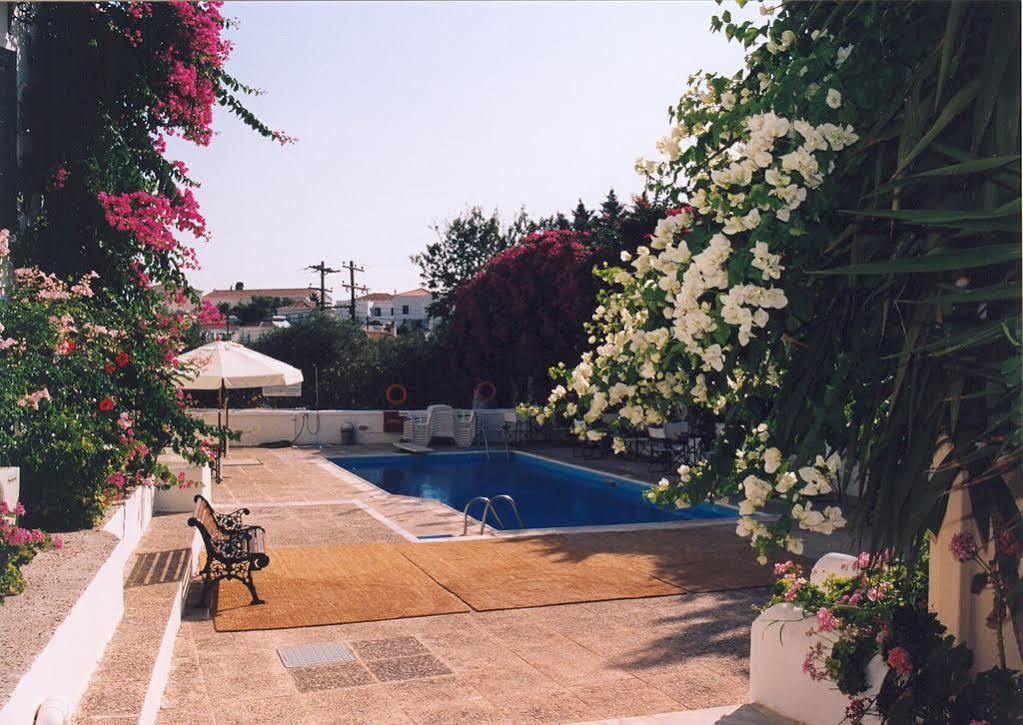 Spetses Retreat Accommodation المظهر الخارجي الصورة